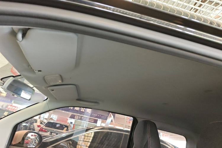 Used Chery New Energy QQ Ice Cream 2022 170km Sundae Phosphate Lithium-Ion