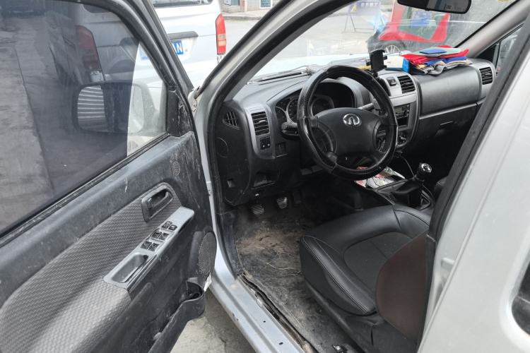 Used Great Wall Wingle 5 2016 2.8T Two-Wheel-Drive Entry-Level GW2.8TC Big Double-Cab GW2.8TC Driver Seat