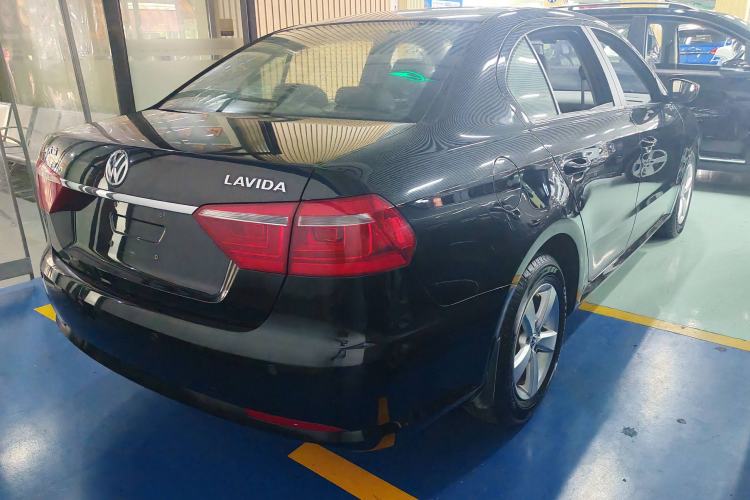 Used Volkswagen Lavida 2013 Revised Classic 1.6L Automatic Fashion Edition