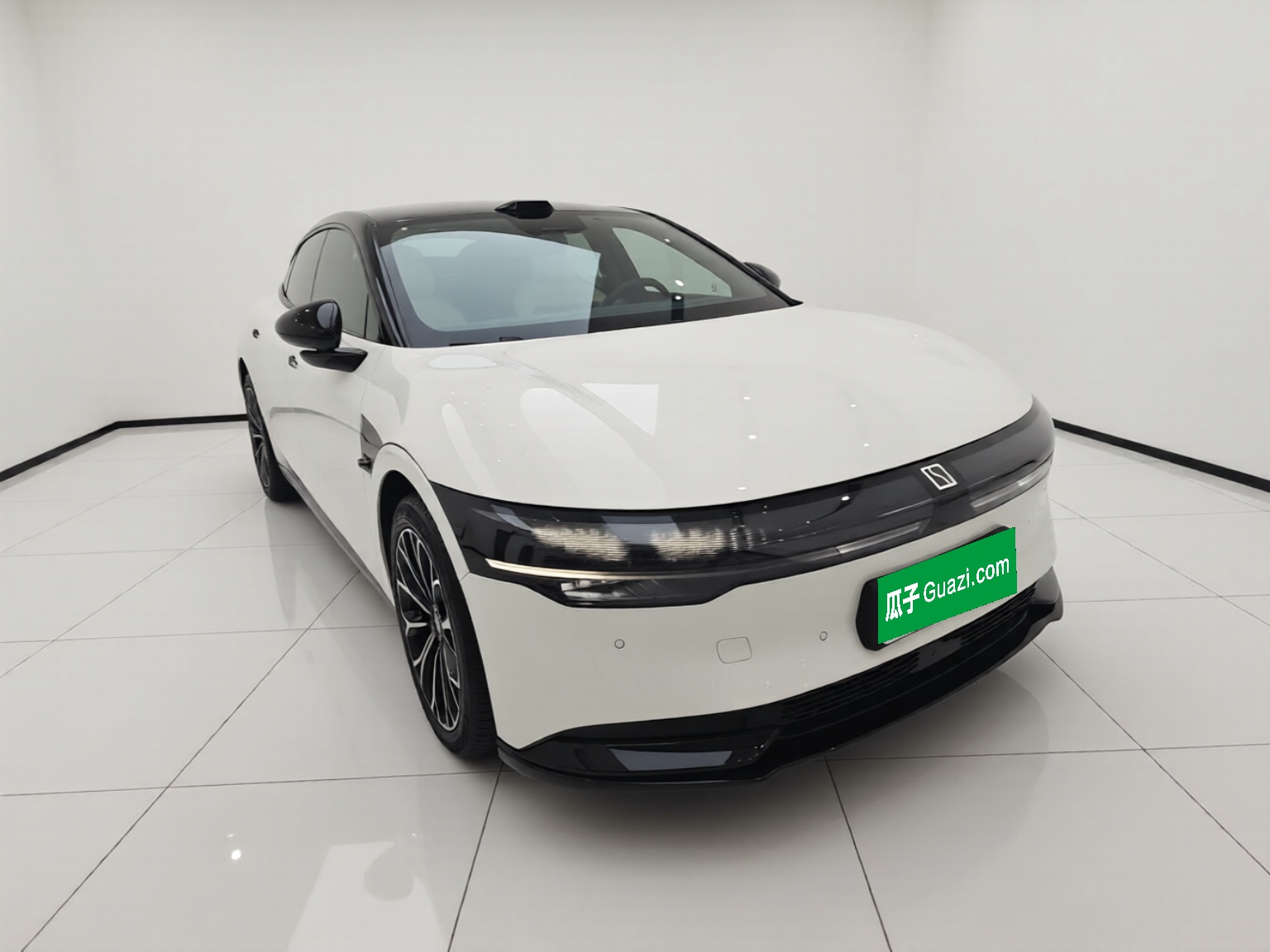 Zeekr 007 2025 Long-Range Rear-Wheel-Drive Intelligent Driving Version 100 kWh — снимка 3