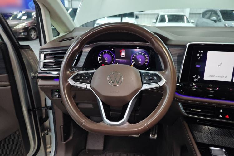 Used Volkswagen Viloran 2023 380TSI Prestige Edition Steering Wheel