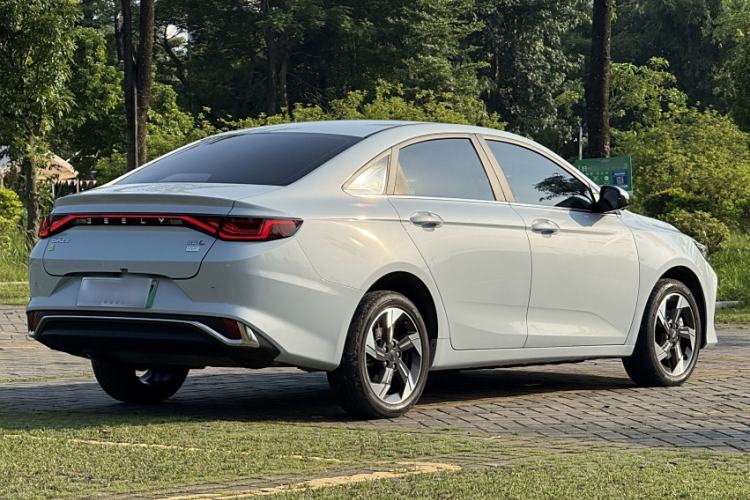 Used Geely Auto Emgrand L HiP 2022 1.5TD-DHT Pro 100KM Super Swift Exterior 5