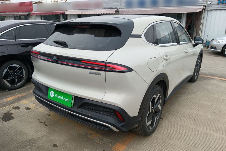 Used Baojun Yunhai 2024 140km Plug-in Hybrid Version
