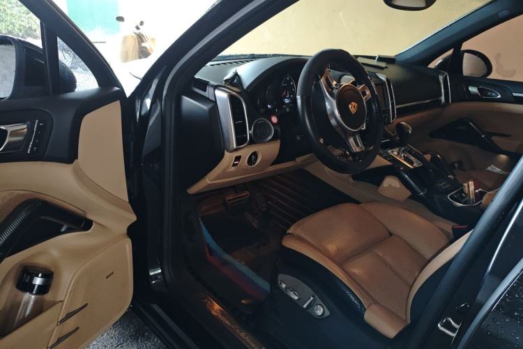 Used Porsche Cayenne 