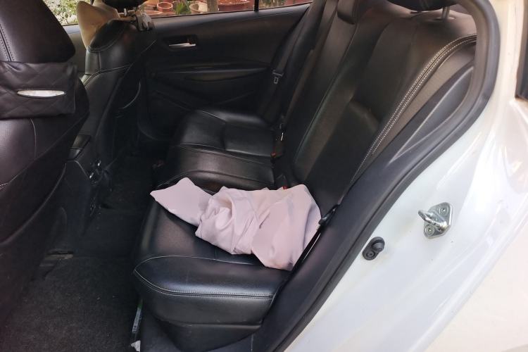 Used Toyota Corolla 2021 Dual-Motor 1.8L E-CVT Elite Edition
