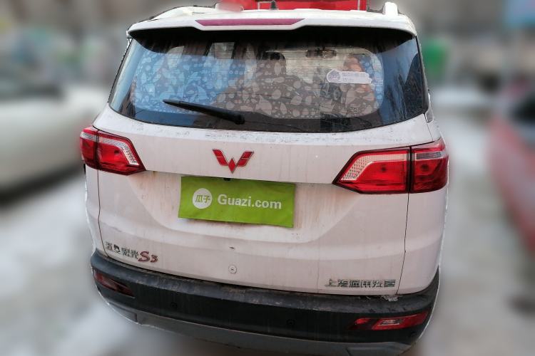 Used Wuling Hongguang 2019 1.5L S Comfort Edition China VI LAR
