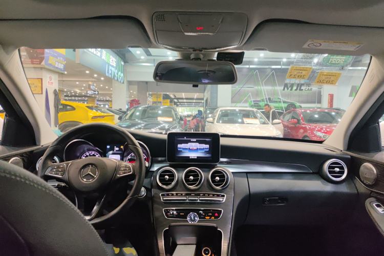 Used Mercedes-Benz C-Class 2015 C 200 station wagon