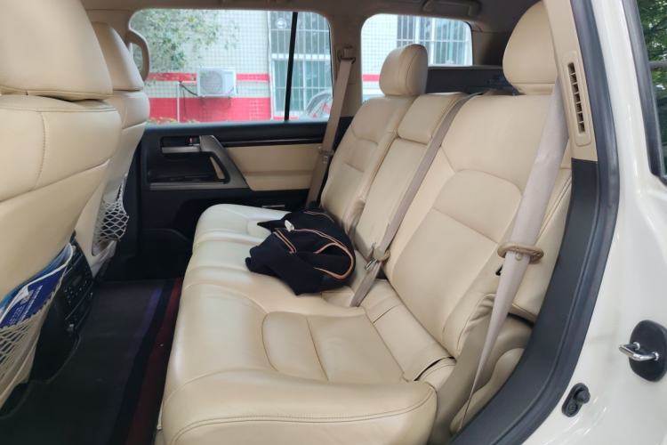 Used Toyota Land Cruiser 2010 4.7L Automatic VX Left Rear Seat