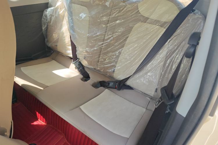 Used Chery QQ Ice Cream 2025 155km Sundae Edition Left Rear Seat