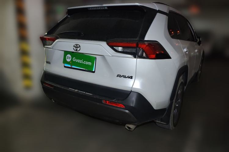 Used Toyota RAV4 2021 2.0L CVT Two-Wheel Drive Fashion PLUS Edition