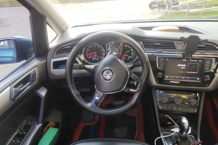 Used Volkswagen Touran 2018 Volkswagen Touran L 280TSI DSG Comfort Edition 7 Seats China V Emission Standard