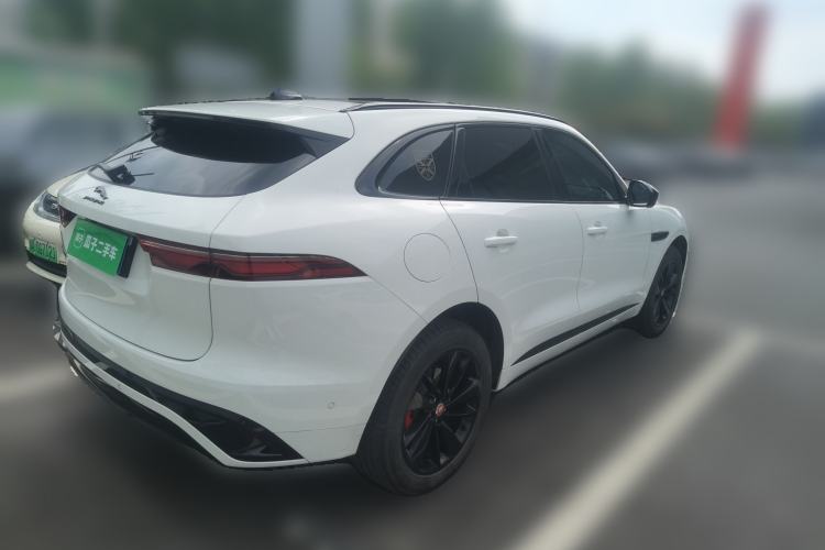 Used Jaguar F-PACE 2022 P250 R-Dynamic BLACK Rear Right 45 Deg