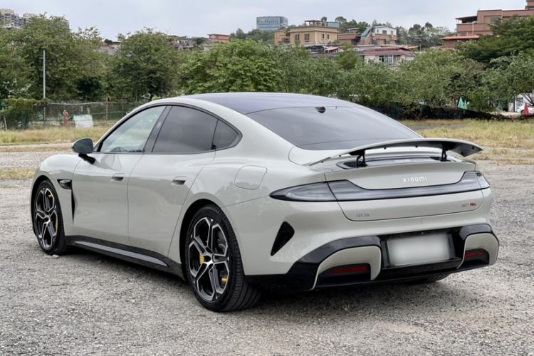 Used Xiaomi Auto SU7 2024 Four-Wheel Drive Ultra-Long Range Advanced Intelligent Driving Max Edition
