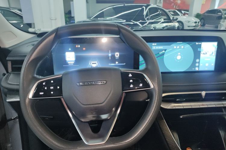 Used Venucia V 2021 260T Idol Edition
