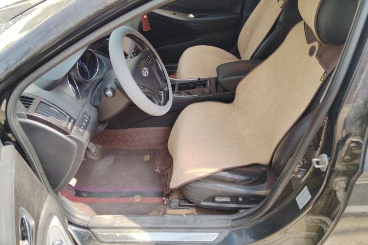 Used Hyundai Sonata 2011 2.0L Automatic Luxury Edition Left Front Seat