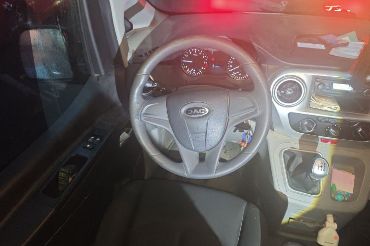 Used JAC Refine M3 2018 1.6L Express Edition 5-seater