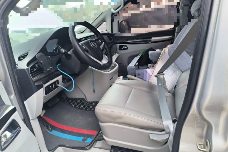 Used JAC Group Refine M5 2014 2.0T Gasoline Automatic Business Edition