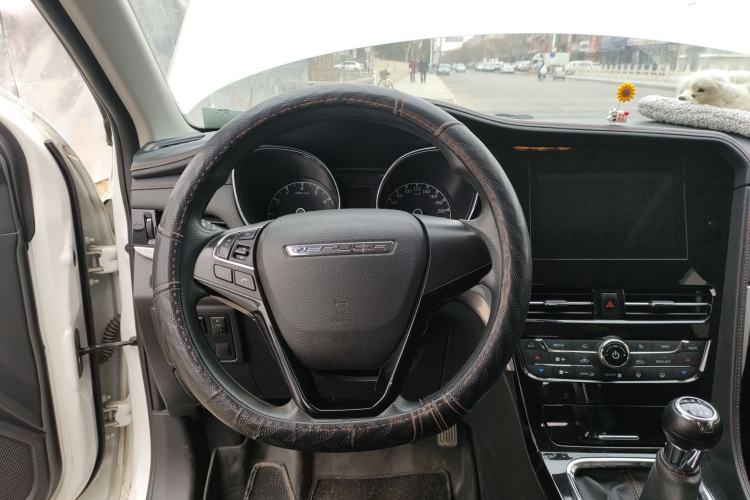 Used Venucia T70 2018 1.4T Manual Enjoyment Edition
