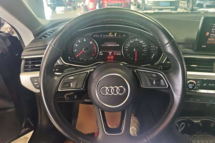 Used Audi A5 2020 Coupe 40 TFSI Fashion Edition China VI Emission Standard