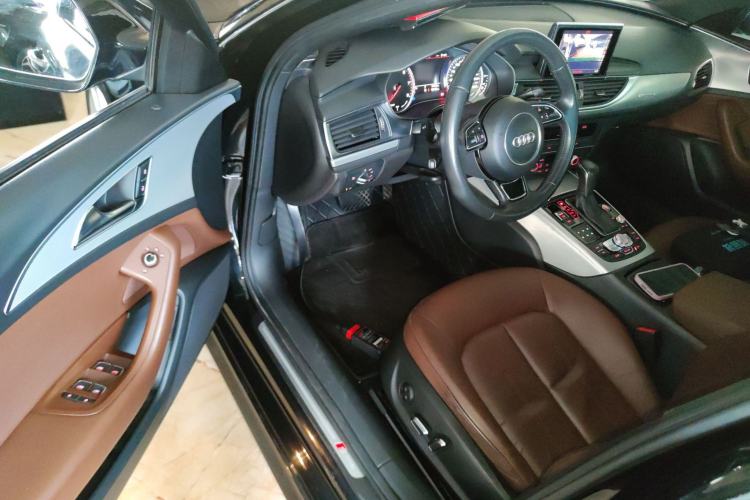 Used Audi A6L 2018 30th Anniversary Edition 45 TFSI quattro Sport model
