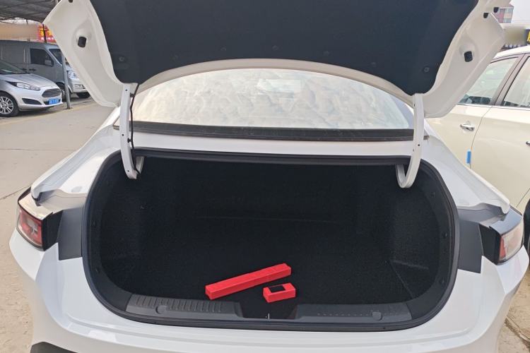 Used Changan Eado 2025 Blue Whale 1.5T 500Bar Prestige Model