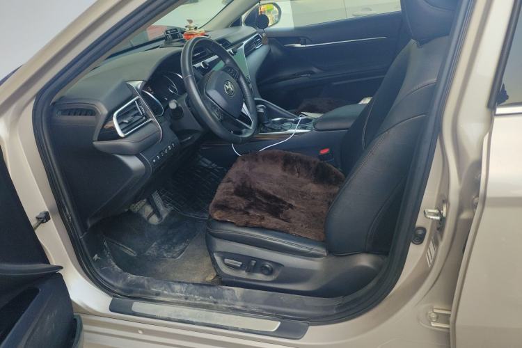 Used Toyota Camry 2019 Revised Version 2.0G Luxury Edition