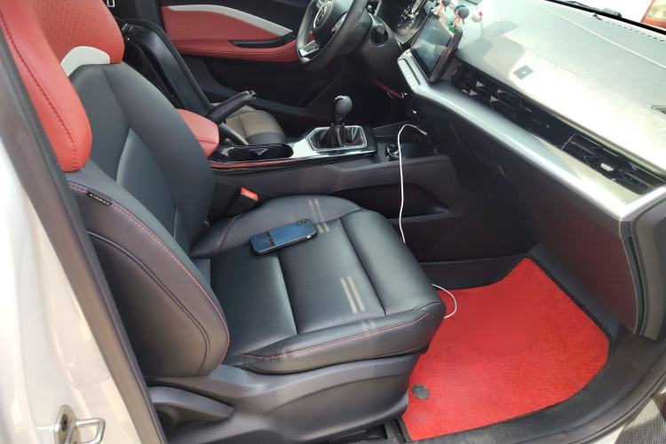 Used MG 5 2021 180 DVVT Manual Youth Luxury Edition
