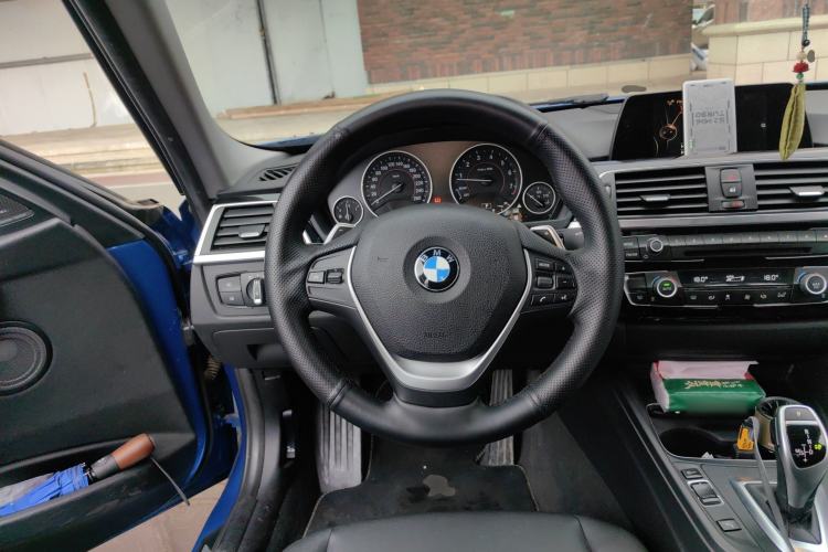 Used BMW 3 Series 2017 320Li M Sport Edition Steering Wheel