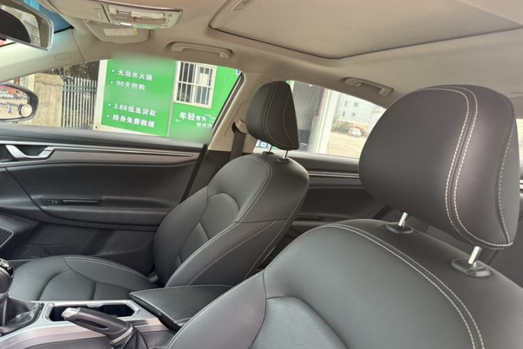 Used Geely Auto Emgrand GL 2018 1.8L Manual Elite Smart Connectivity Version Interior 1