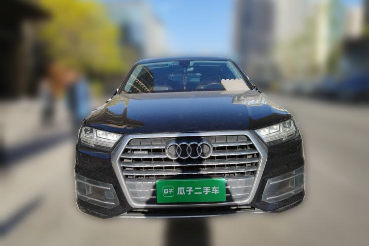 Used Audi Q7 2019 45 TFSI Comfort Model