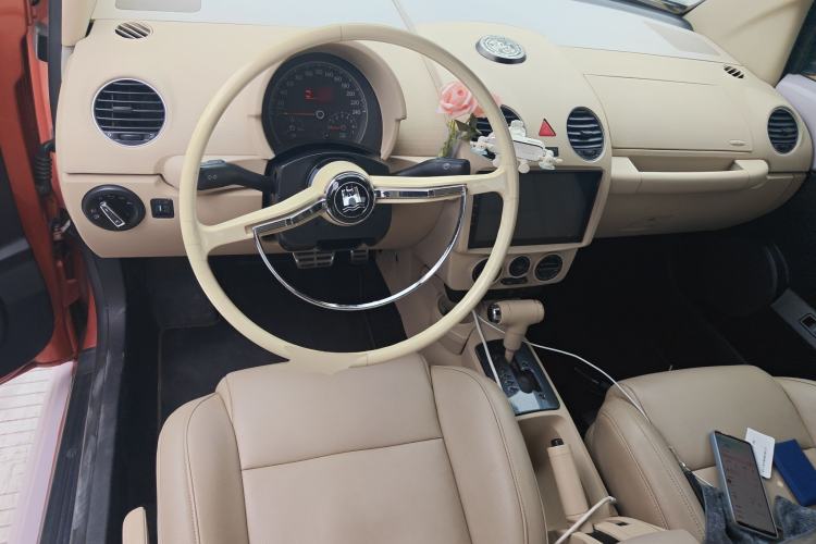 Used Volkswagen Beetle 2010 2.0 BlackOrange Convertible Luxury Edition