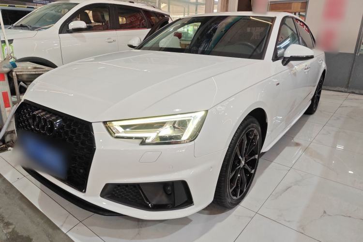 Used Audi A4L 2019 40 TFSI Fashion Edition China VI Emission Standard