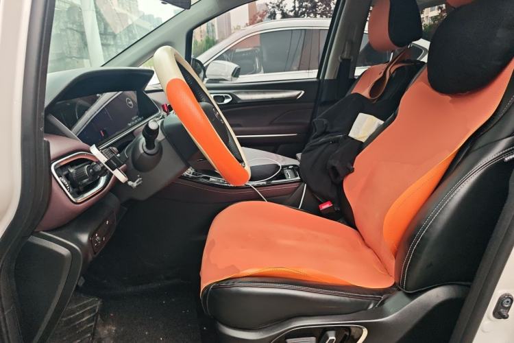 Used GAC Trumpchi M6 2023 PRO 270T DCT Luxury Edition
