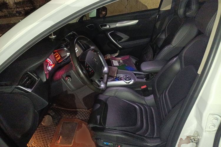 Used DS 6 2016 1.6T Luxury Edition THP160