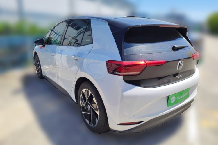 Used Volkswagen ID.3 2025 Smart Model Outstanding Oxygen Edition
