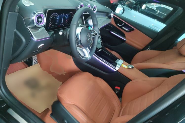 Used Mercedes-Benz GLC 2025 Refresh GLC 260 L 4MATIC Dynamic Edition Left Front Seat