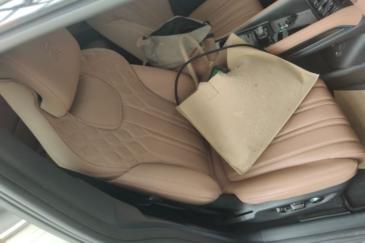 Used BYD Song L EV 2025 Intelligent Driving Version 662 km LiDAR Excellence Edition Right Front Seat