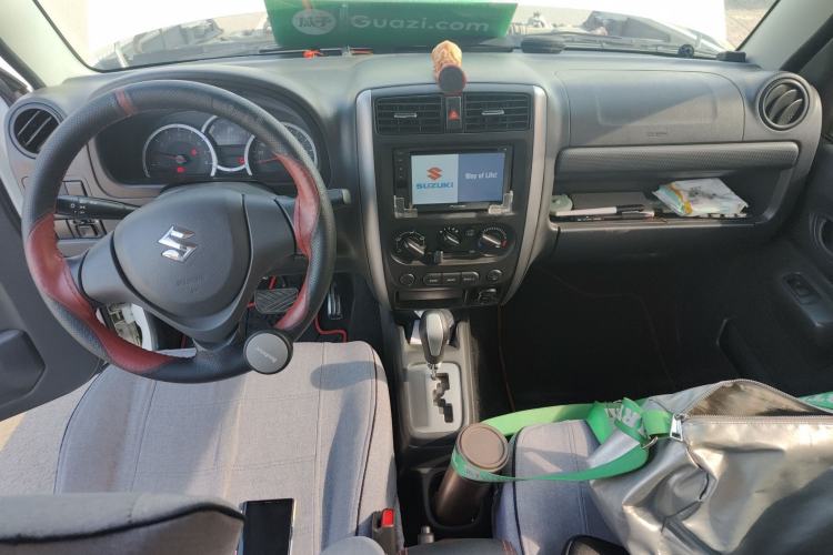 Used Suzuki Jimny 2015 1.3L AT JLX Navigation Edition