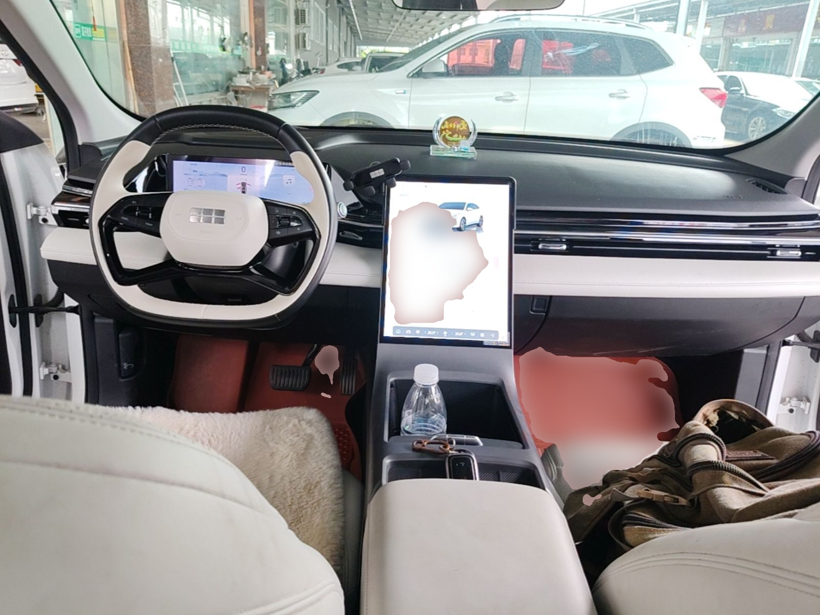 Geely Galaxy L6 2023 125km MAX — снимка 12