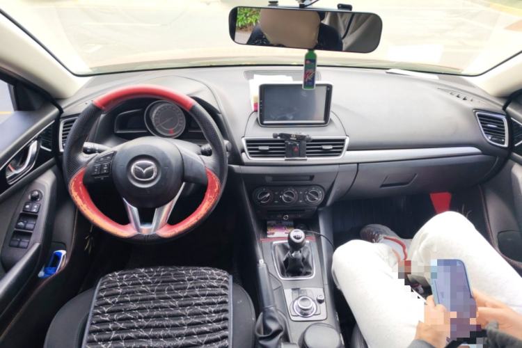 Used Mazda 3 Axela 2016 Sedan 1.5L Manual Comfort Model Center Console