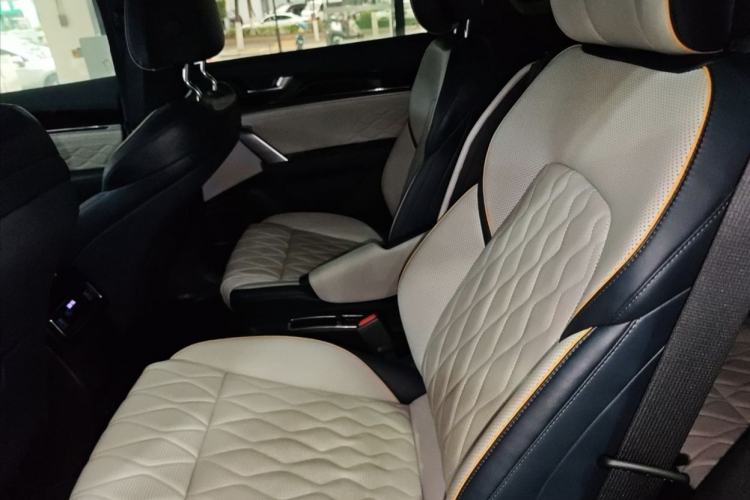 Used BYD Tang New Energy 2024 EV Champion Edition 635 km All-Wheel-Drive Flagship Model Interior 5