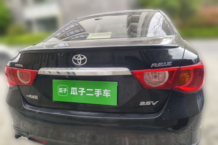 Used Toyota Reiz 2012 2.5V Fengdu Elite Stylish Edition Rear