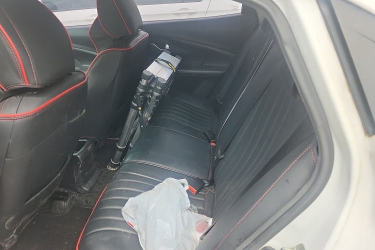 Used CHANGAN Alsvin 2019 1.5L DCT Luxury Version China VI Standard