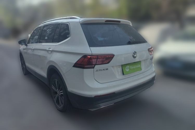 Used Volkswagen Tiguan L 2018 380TSI Automatic All-Wheel Drive Luxury Edition