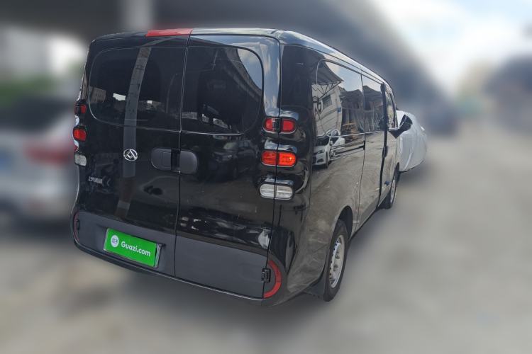 Used SAIC MAXUS Dana V1 2024 V1 Short Wheelbase Low-Roof Multi-Function Version (51 kWh)
