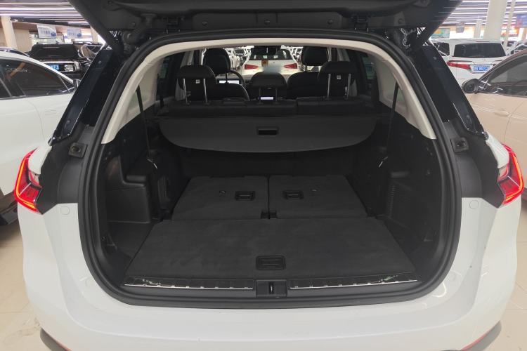 Used Nio ES8 2018 Founder Edition Trunk