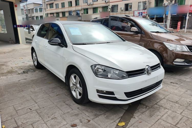 Used Volkswagen Golf 2017 1.6L Automatic Comfort Million-Vehicle Anniversary Edition