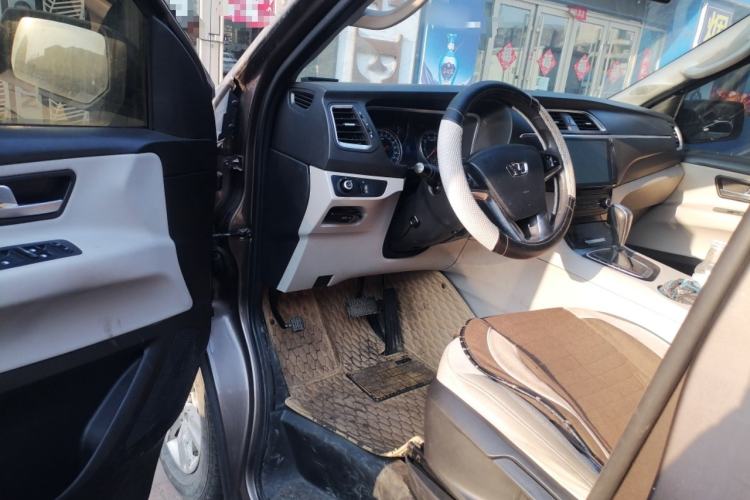 Used Huasong 7 2015 2.0T Automatic Comfort Model