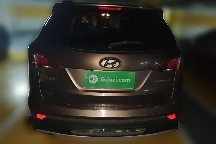 Used Hyundai Santa Fe 2013 2.4L Automatic Two-Wheel Drive Smart Version