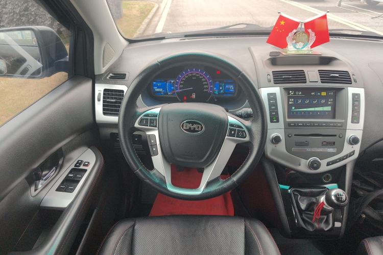 Used BYD S6 2014 1.5TI Manual Luxury 7-Seater